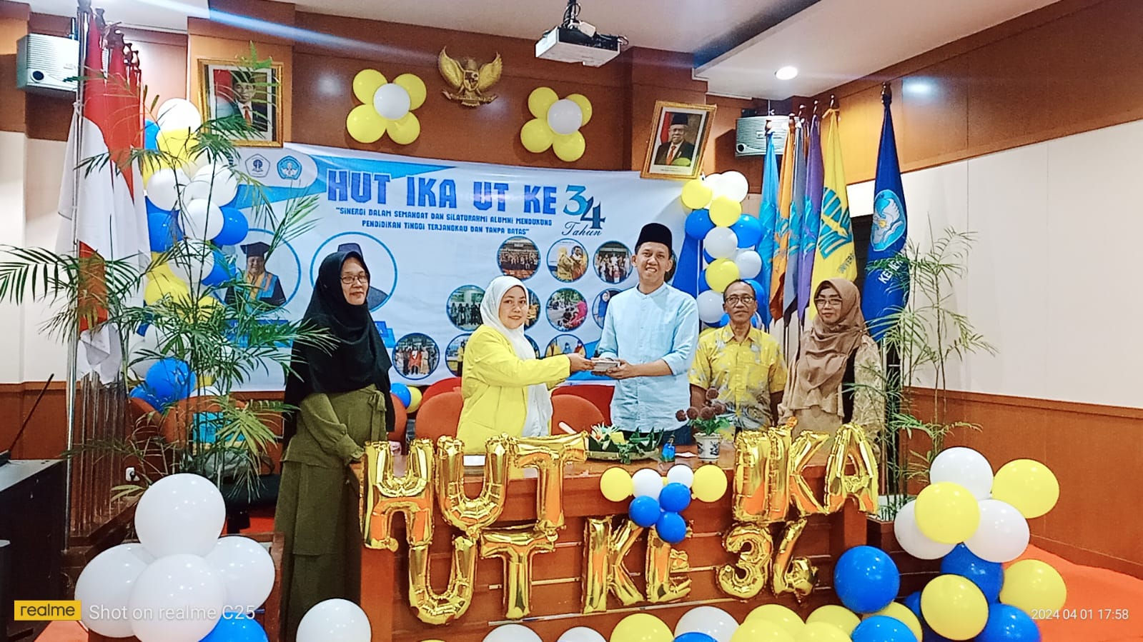 Kemeriahan Hari Ulang Tahun Ikatan Alumni Univesitas Terbuka Medan yang ke-34 di Universitas Terbuka Medan