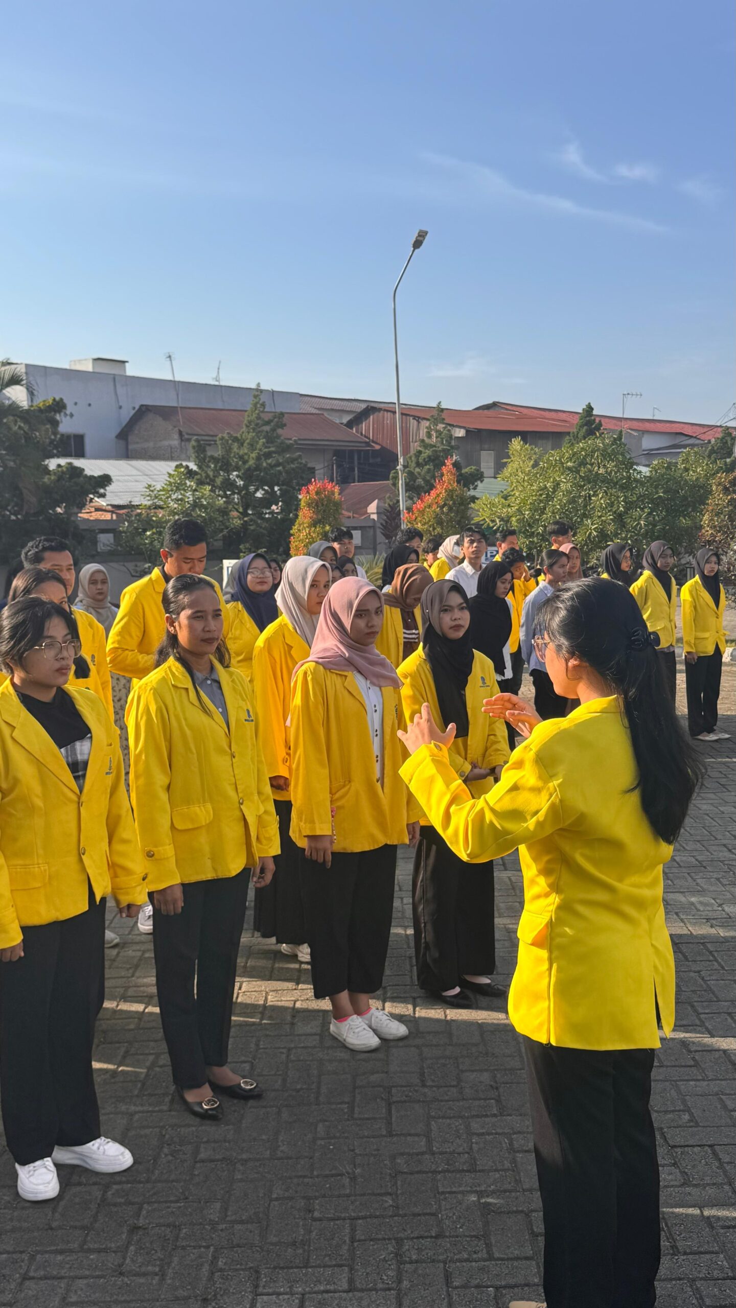 UPACARA PERINGATAN HARI LAHIR PANCASILA DI UNIVERSITAS TERBUKA MEDAN