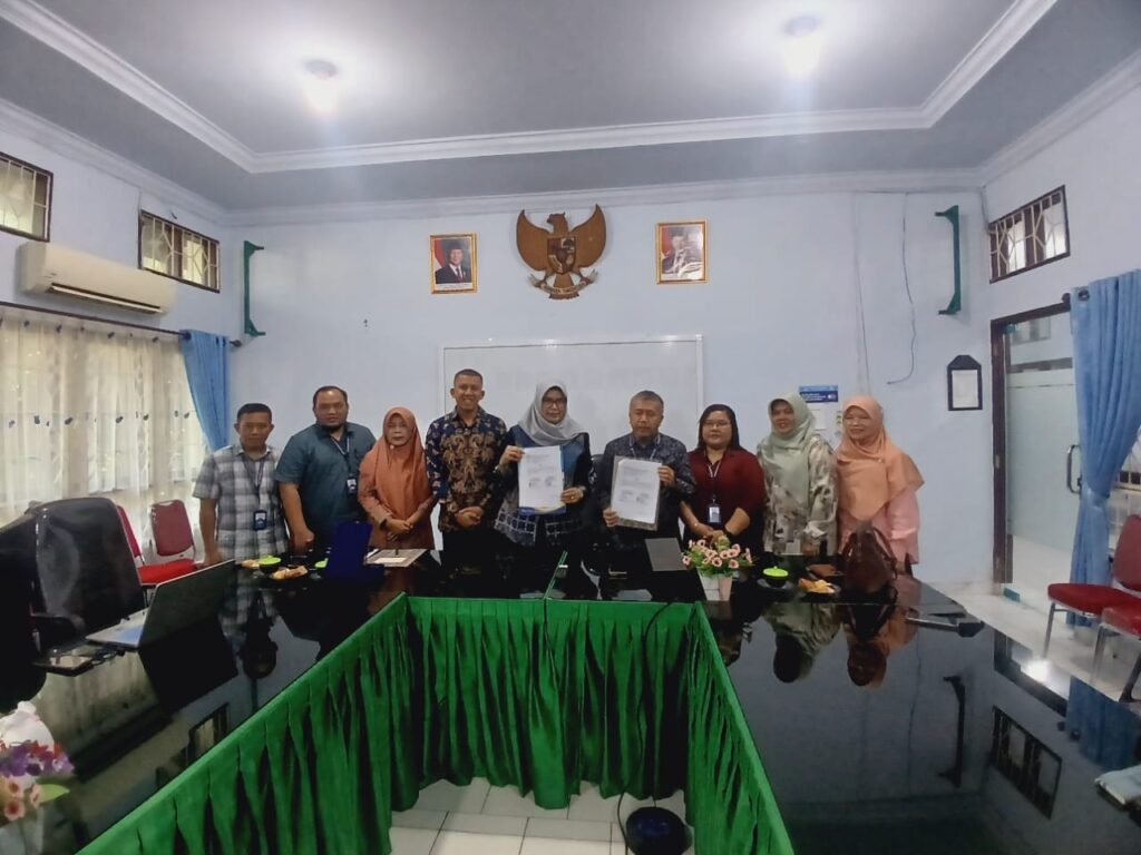 Penandatanganan MoU antara FKIP Universitas Terbuka dengan FKIP Unimed, FST Unimed, FMIPA Unimed, dan FKIP UISU