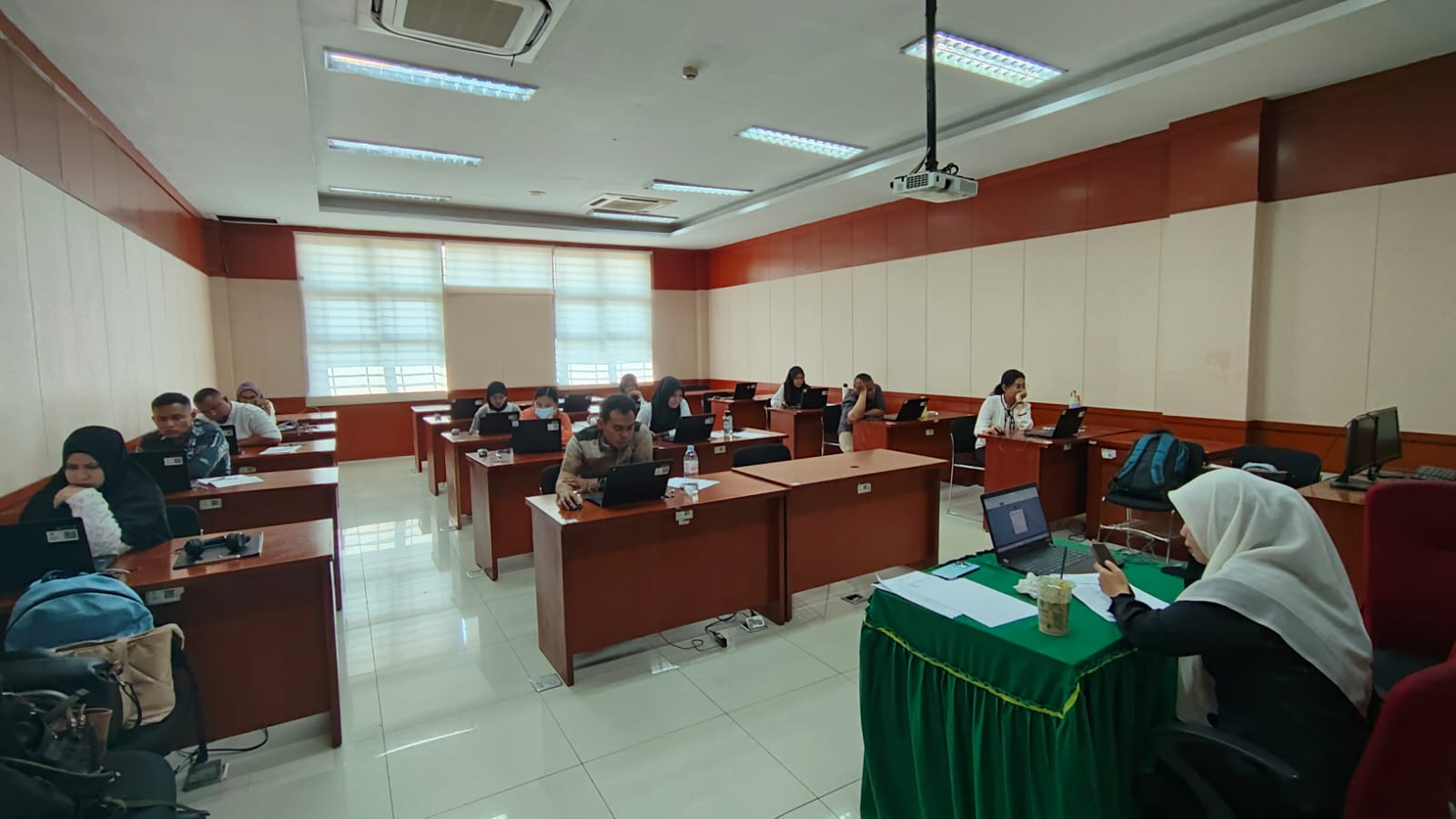 Pelaksanaan Tes Seleksi S2 Pascasarjana Universitas Terbuka Medan Berjalan Lancar