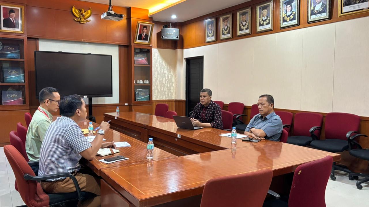 UT Medan Gelar Pertemuan dan Evaluasi Kebersihan serta Keamanan Bersama SOS