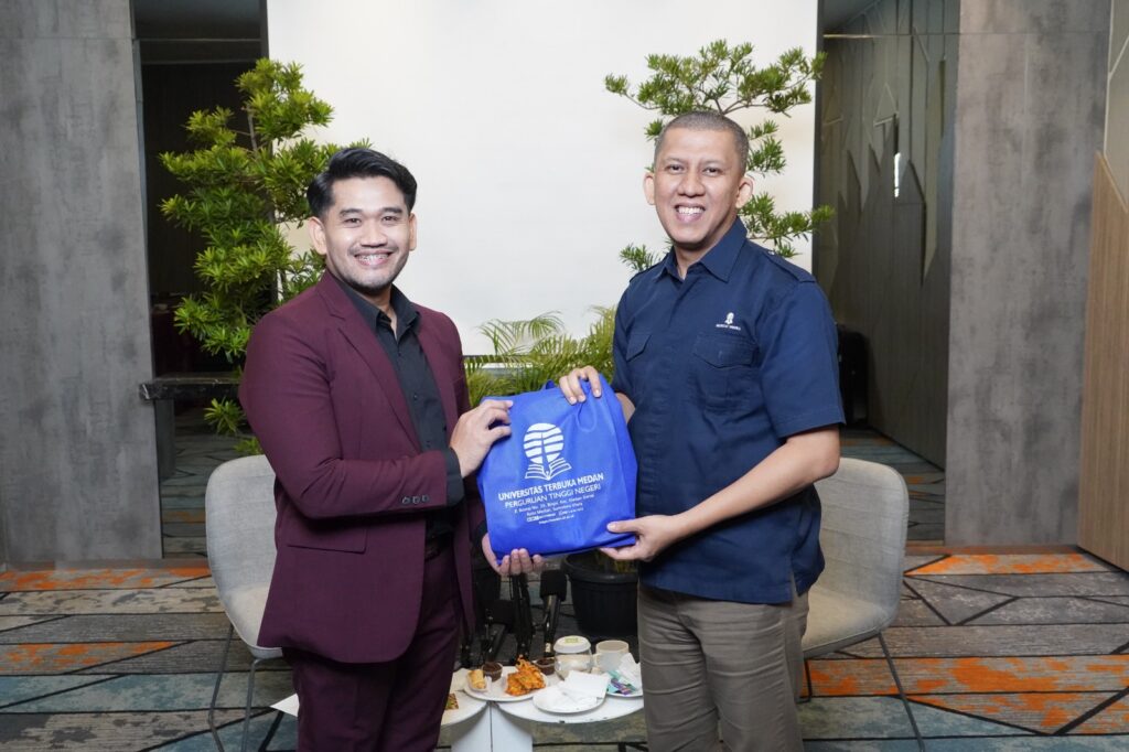 UT Medan Kolaborasi dengan Mover Online Radio Hadirkan Podcast Edukatif dan Inspiratif
