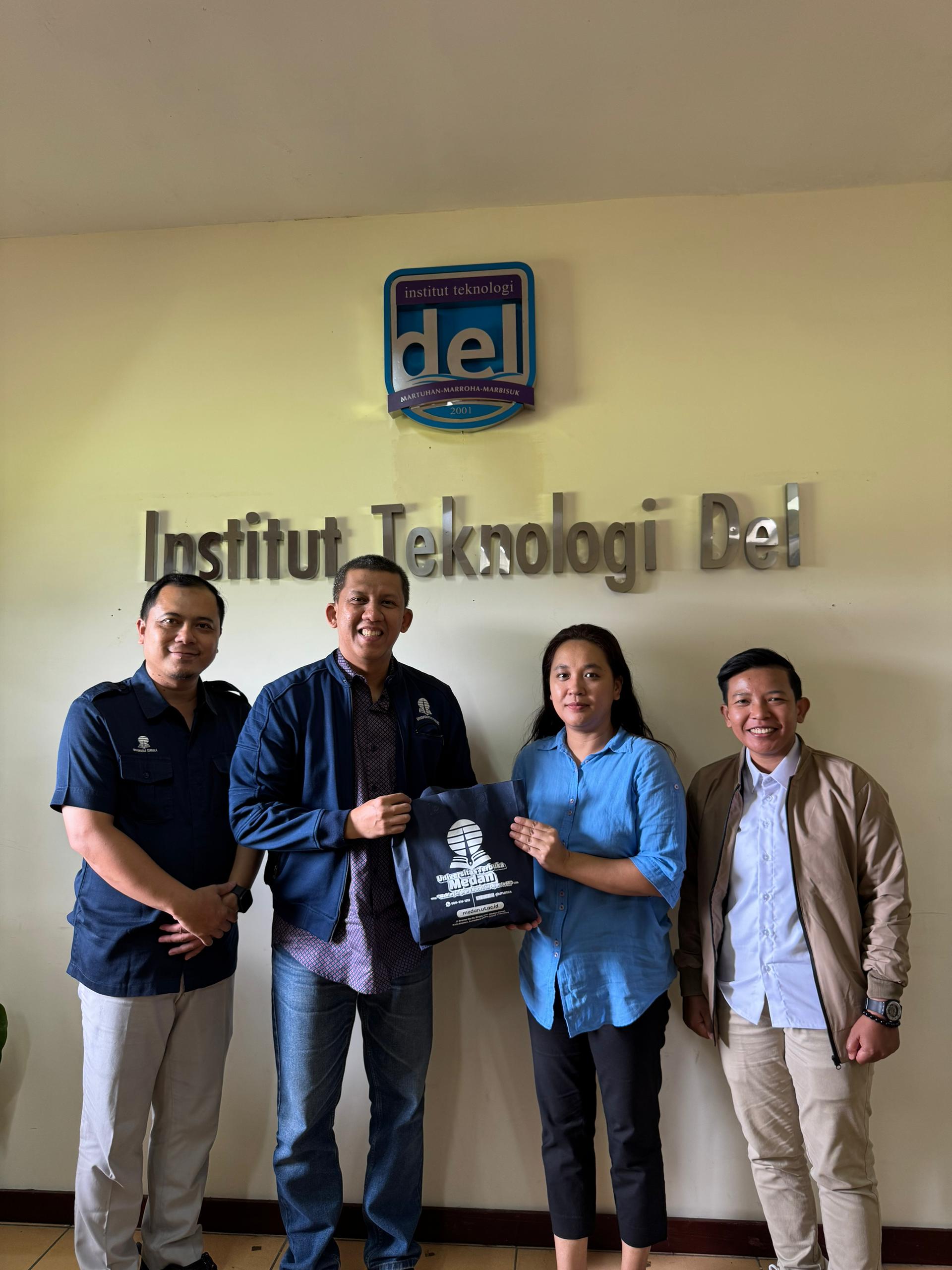 UT Medan Jalin Sinergi Strategis Melalui Audiensi dan Silaturahmi ke Institut Teknologi Del