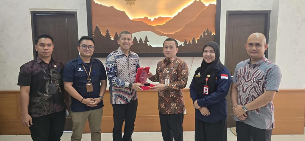 Audiensi dan Silaturahmi, UT Medan Perkuat Sinergi Pendidikan Bersama Sekda Padang Lawas Utara