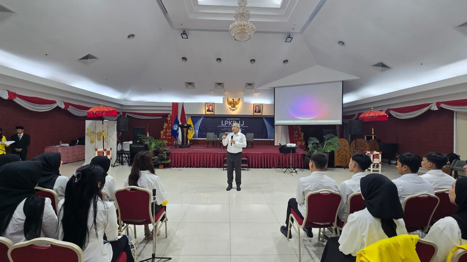 UT Gelar Orientasi Mahasiswa Baru di Kuala Lumpur, Perkuat Semangat Belajar Tanpa Batas